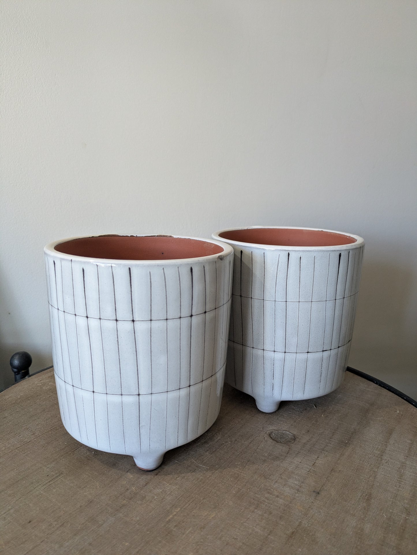 Modern Glazed Terracotta Footed White Planters 5.5"