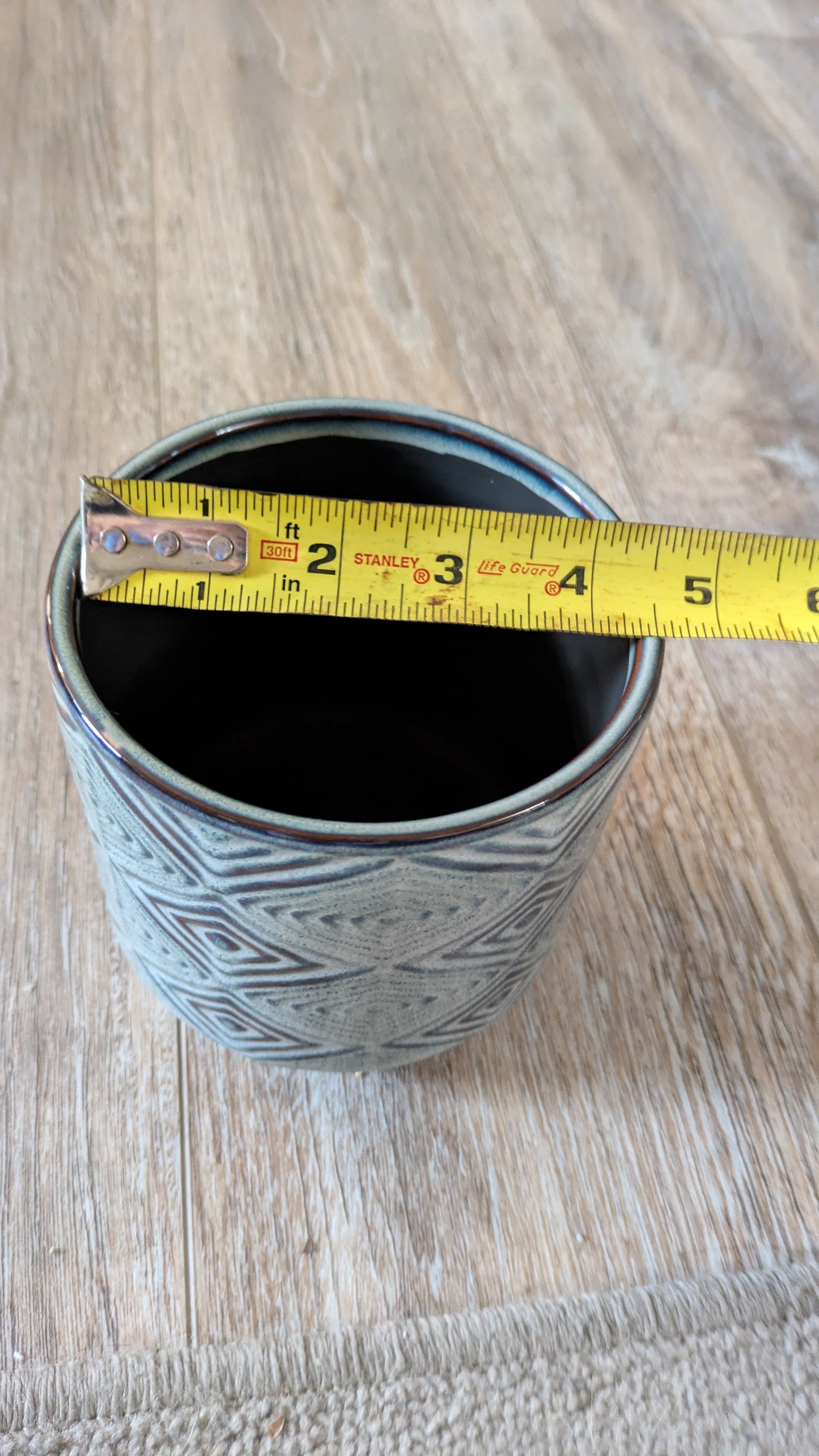 Blue Black Modern Diamond Pattern Pot 4.5"